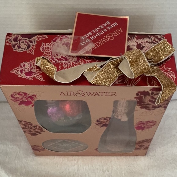 Rose Champagne Bath Set - Pink and Gold - Picture 2 of 3